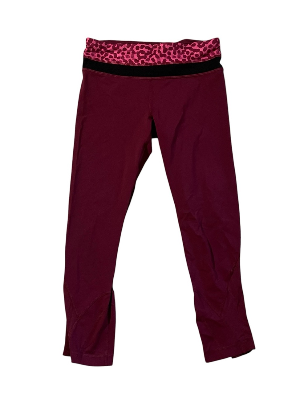 Lululemon Run: Inspire Crop II Magenta Cheetah Print Capri Leggings- Size 4